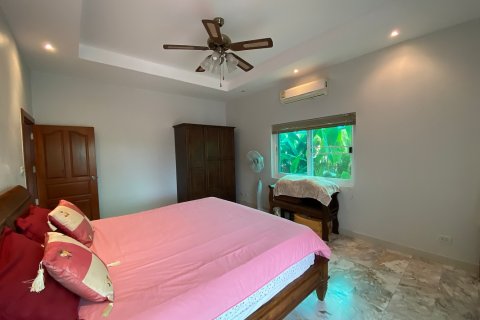 Villa in Hua Hin, Thailand 3 bedrooms № 168549 - photo 24