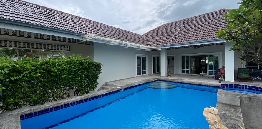 Villa in Hua Hin, Thailand 3 bedrooms № 168549