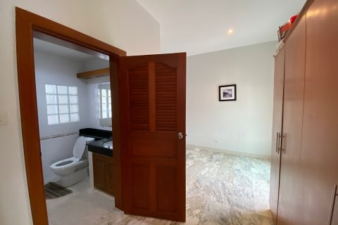 Villa in Hua Hin, Thailand 3 bedrooms № 168549 - photo 15