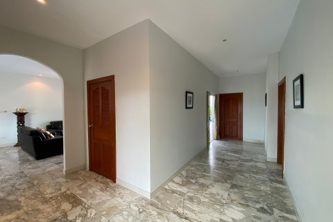 Villa in Hua Hin, Thailand 3 bedrooms № 168549 - photo 21