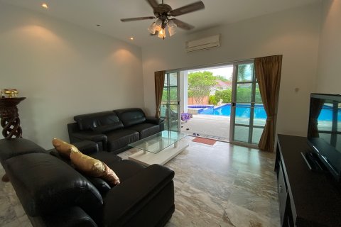 Villa in Hua Hin, Thailand 3 bedrooms № 168549 - photo 13