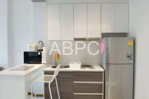 Condominio de 1 dormitorio en Jomtien Beach, Pattaya, Tailandia № 211602 - foto 10