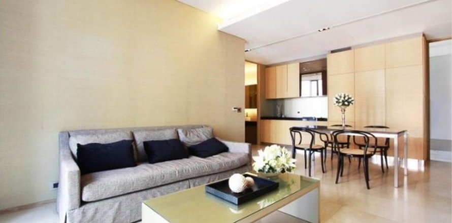 Condo in Bang Rak, Bangkok, Thailand, 2 bedrooms  № 149996