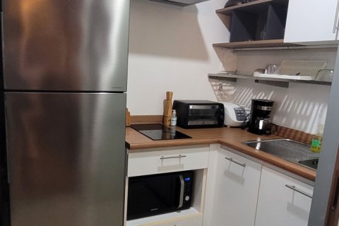 Кондоминиум с 2 спальнями в Бангкоке, Таиланд № 149998 - фото 2