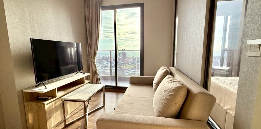 Apartment in Pattaya, Thailand 3 rooms № 159737