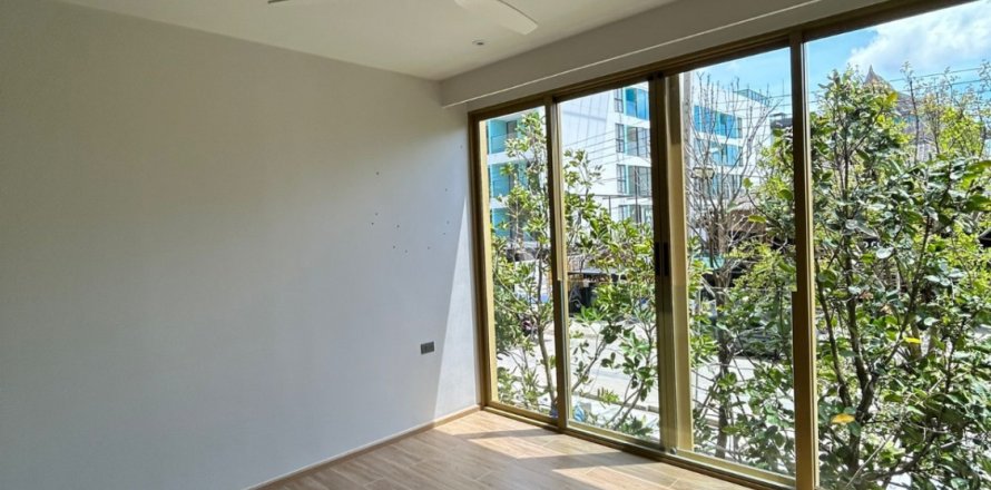 Apartment in Pattaya, Thailand 2 rooms № 159739