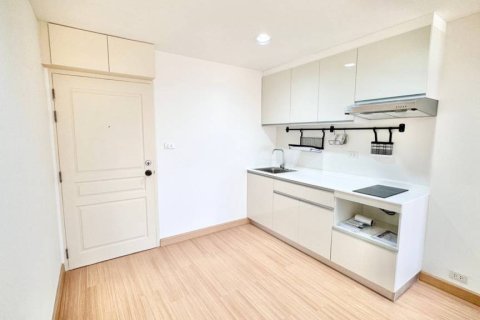 Condo in Bangkok, Thailand, 1 bedroom № 156820 - photo 7