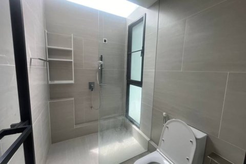 Loft in Saphan Sung, Bangkok, Thailand 4 bedrooms № 156823 - photo 9