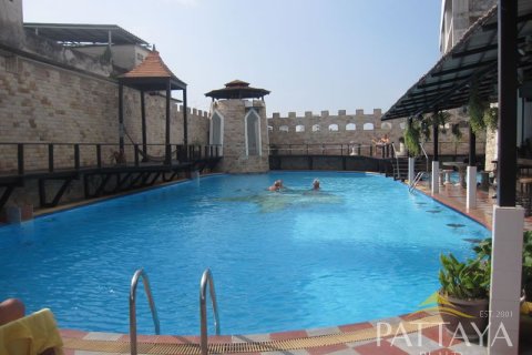 Condo in Pattaya, Thailand, 2 bedrooms  № 176519