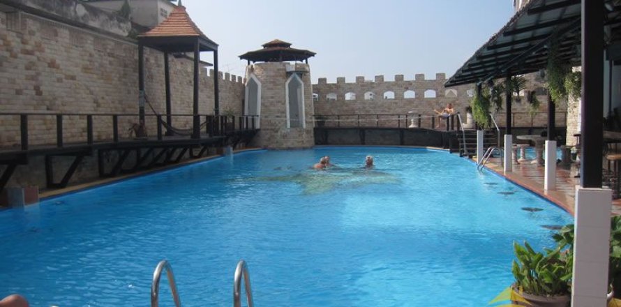Condo in Pattaya, Thailand, 2 bedrooms  № 176519