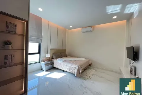 Casa de 5 dormitorios en Pattaya, Tailandia № 211553 - foto 15