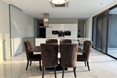 Villa in Hua Hin, Thailand 4 bedrooms № 138980 - photo 20