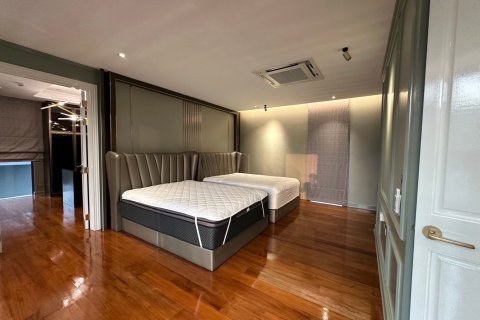 Villa in Hua Hin, Thailand 4 bedrooms № 138980 - photo 30