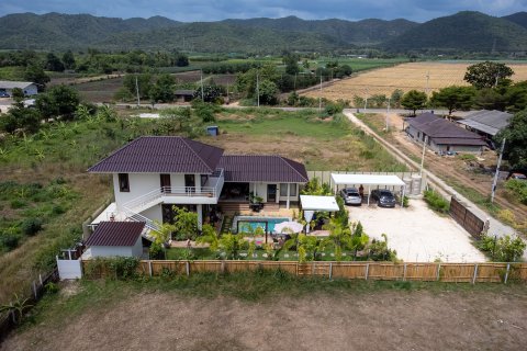 Villa à Kanchanaburi, Thaïlande 3 chambres № 138977 - photo 2