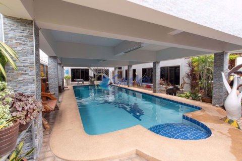 Maison à Pattaya, Thaïlande 5 chambres № 197185