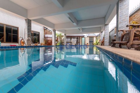 Maison à Pattaya, Thaïlande 5 chambres № 197185 - photo 3