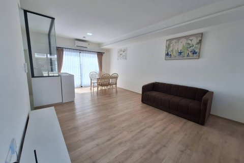 Townhouse in Bang Kaeo, Thailand 3 bedrooms № 156994 - photo 5