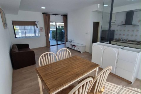 Townhouse in Bang Kaeo, Thailand 3 bedrooms № 156994 - photo 7