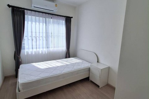 Townhouse in Bang Kaeo, Thailand 3 bedrooms № 156994 - photo 11