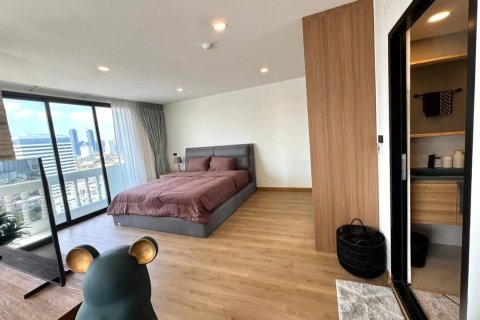 Studio in the Condo in Watthana, Bangkok, Thailand  № 156997 - photo 8