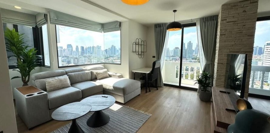 Studio in the Condo in Watthana, Bangkok, Thailand  № 156997