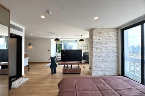 Studio in the Condo in Watthana, Bangkok, Thailand  № 156997 - photo 13