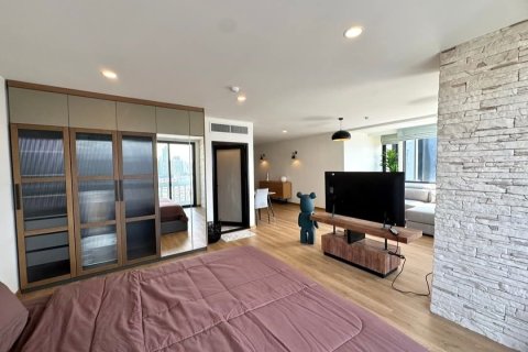 Studio in the Condo in Watthana, Bangkok, Thailand  № 156997 - photo 14