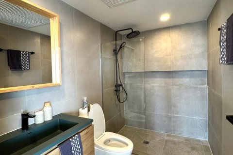 Studio in the Condo in Watthana, Bangkok, Thailand  № 156997 - photo 12