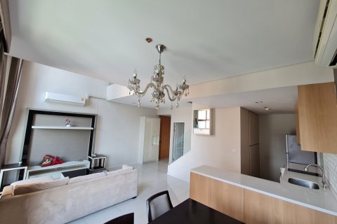 Condo in Bangkok, Thailand, 1 bedroom  № 143131 - photo 4