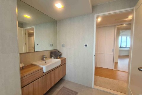 Condo à Bangkok, Thaïlande, 2 chambres  № 143129 - photo 12