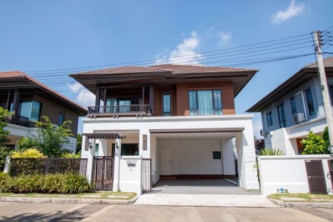 Maison à Chiang Mai, Thaïlande 3 chambres № 175575 - photo 1