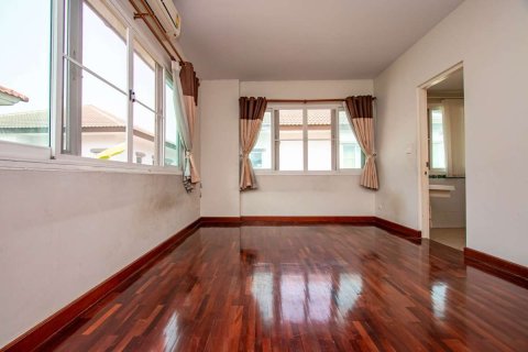 Дом в Чиангмае, Таиланд с 3 спальнями  № 175569 - фото 20