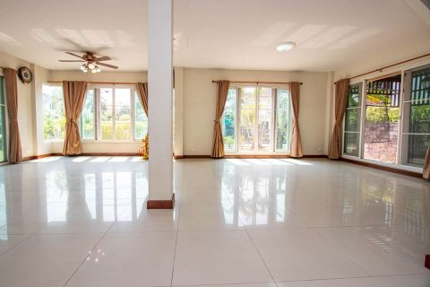 Дом в Чиангмае, Таиланд с 3 спальнями  № 175569 - фото 11