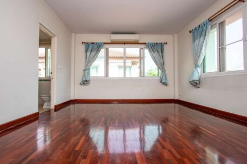 Дом в Чиангмае, Таиланд с 3 спальнями  № 175569 - фото 24