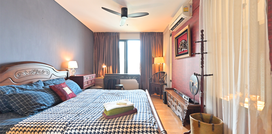 Condo in Bangkok, Thailand, 2 bedrooms  № 185006