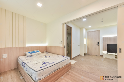Condo in Bangkok, Thailand, 1 bedroom  № 185007 - photo 2