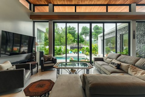 Villa in Phuket, Thailand 4 bedrooms № 139111 - photo 3