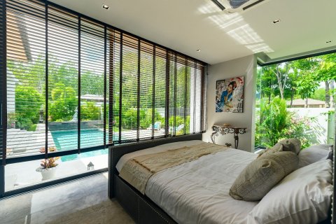 Villa in Phuket, Thailand 4 bedrooms № 139111 - photo 14