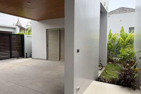 Villa in Phuket, Thailand 4 bedrooms № 139108 - photo 15