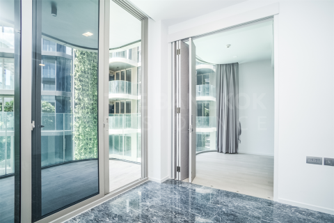 Condo in Bangkok, Thailand, 2 bedrooms № 197438 - photo 3