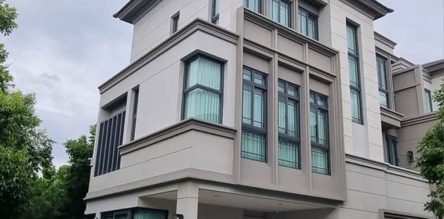 Maison à Prawet, Bangkok, Thaïlande 4 chambres № 173677