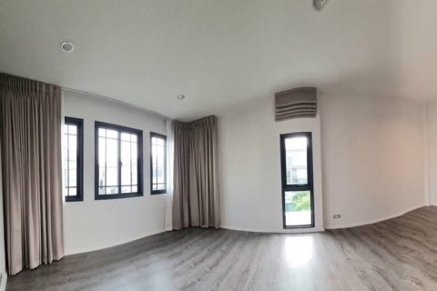 Maison à Prawet, Bangkok, Thaïlande 4 chambres № 173677 - photo 15