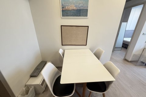 Condo in Huai Khwang, Bangkok, Thailand, 2 bedrooms  № 173676 - photo 3