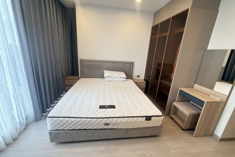 Condo in Huai Khwang, Bangkok, Thailand, 2 bedrooms  № 173676 - photo 7