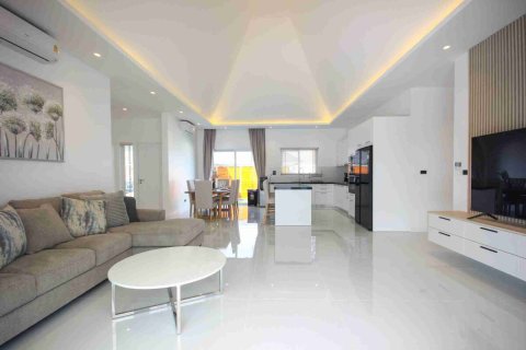 Villa in Hua Hin, Thailand 3 Schlafzimmer № 221777 - Foto 8