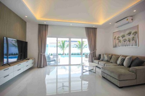 Villa in Hua Hin, Thailand 3 Schlafzimmer № 221777 - Foto 11