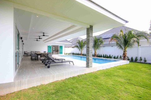 Villa in Hua Hin, Thailand 3 Schlafzimmer № 221777 - Foto 5