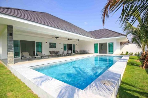 Villa in Hua Hin, Thailand 3 Schlafzimmer № 221777 - Foto 2