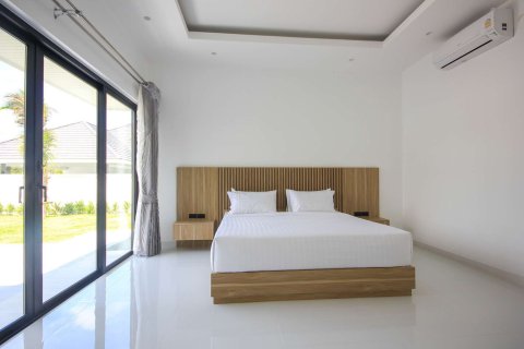 Villa in Hua Hin, Thailand 3 Schlafzimmer № 221778 - Foto 14