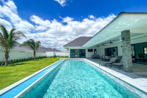 Villa in Hua Hin, Thailand 3 Schlafzimmer № 221778 - Foto 2